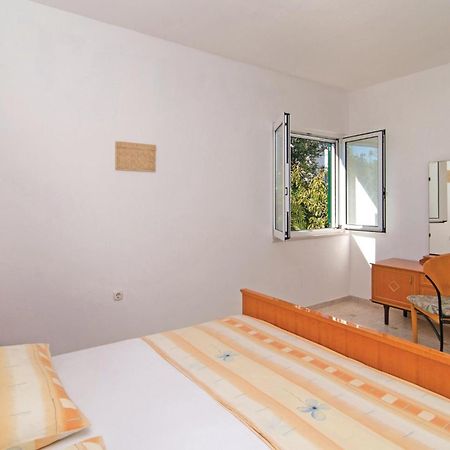 3 Bedroom Cozy Home In 수페타르 외부 사진